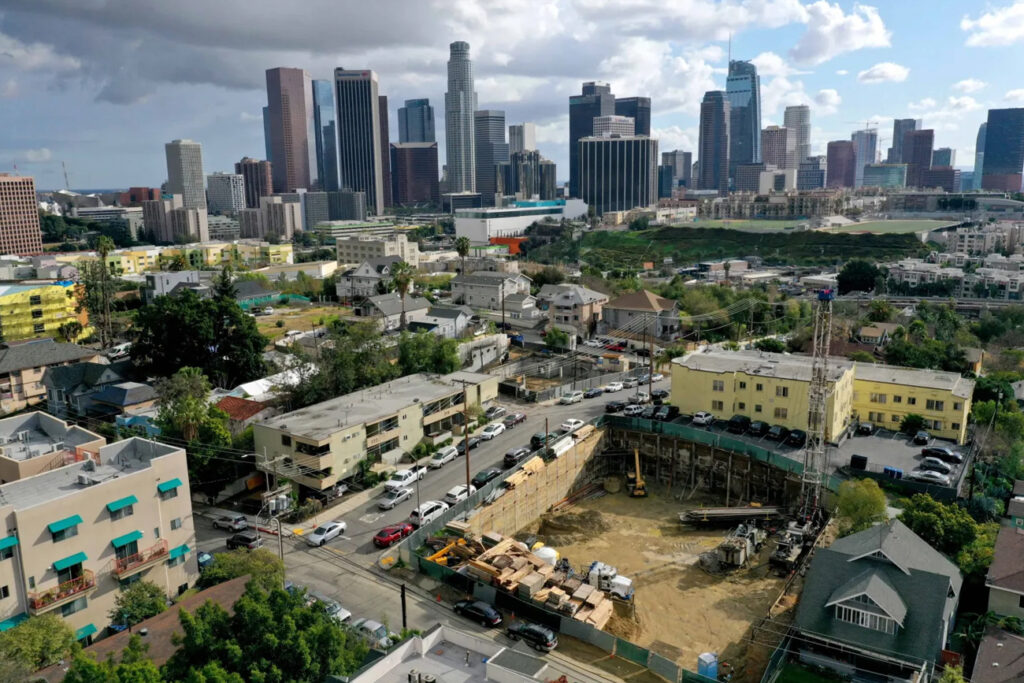 Deserted Oil Wells Haunt Los Angeles With Toxic Fumes And Enormous Cleanup Costs